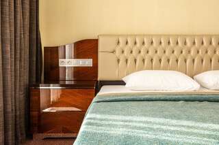 Отель Hotel Excelsior Одесса Стандартный двухместный номер с 1 кроватью и видом на море-3