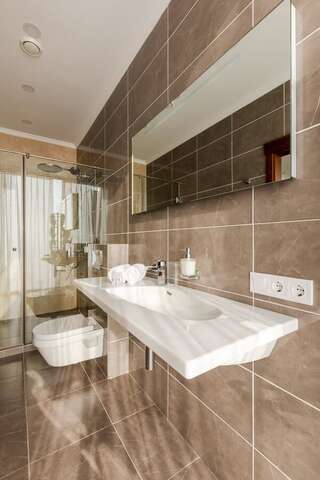 Отель Hotel Excelsior Одесса Стандартный двухместный номер с 1 кроватью и видом на море-11